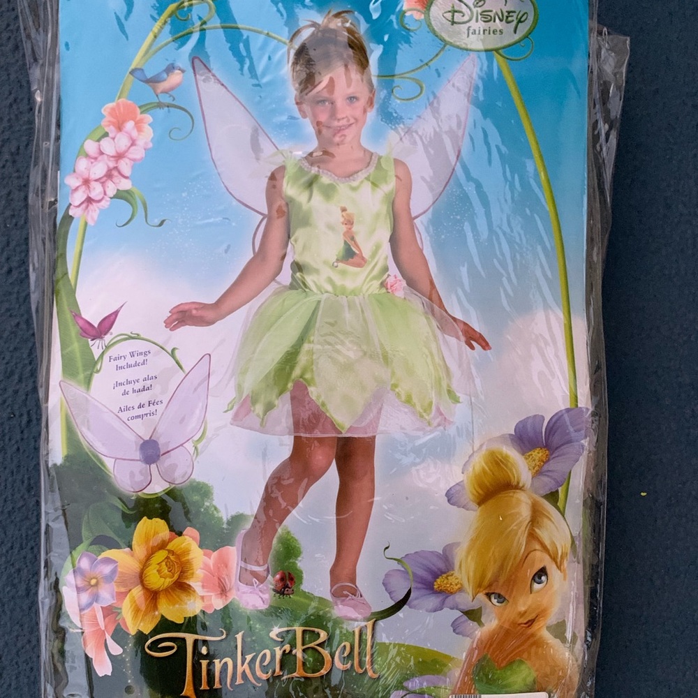 Girls Tinkerbell Costume with Wings!